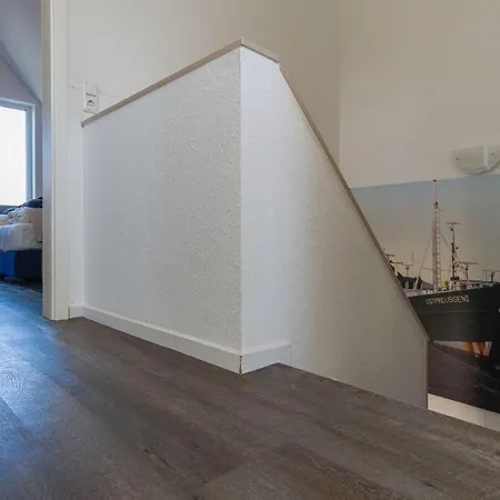 Ferienhaus-lee Holiday home *